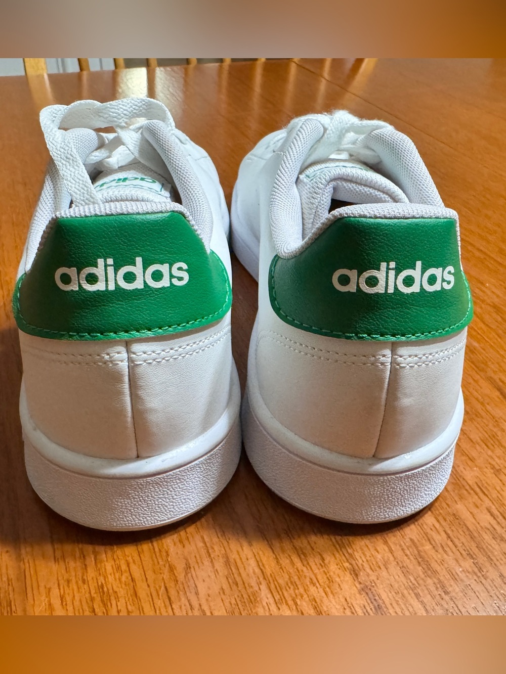 Adidas Kids (6) White Sneakers with Green Heel Tab - NWOT